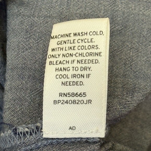 Rubbish Nordstrom Gray Chambray Roll Tab Button Down Shirt XS - Picture 10 of 10